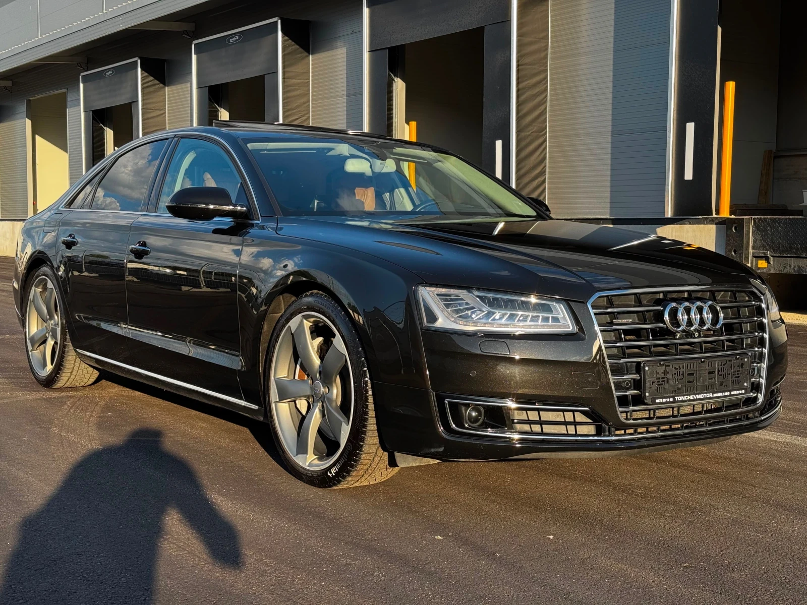 Audi A8 4.2TDI 3xTV Exclusive Rotor 360 distr ������� | Mobile.bg � ����������� 3