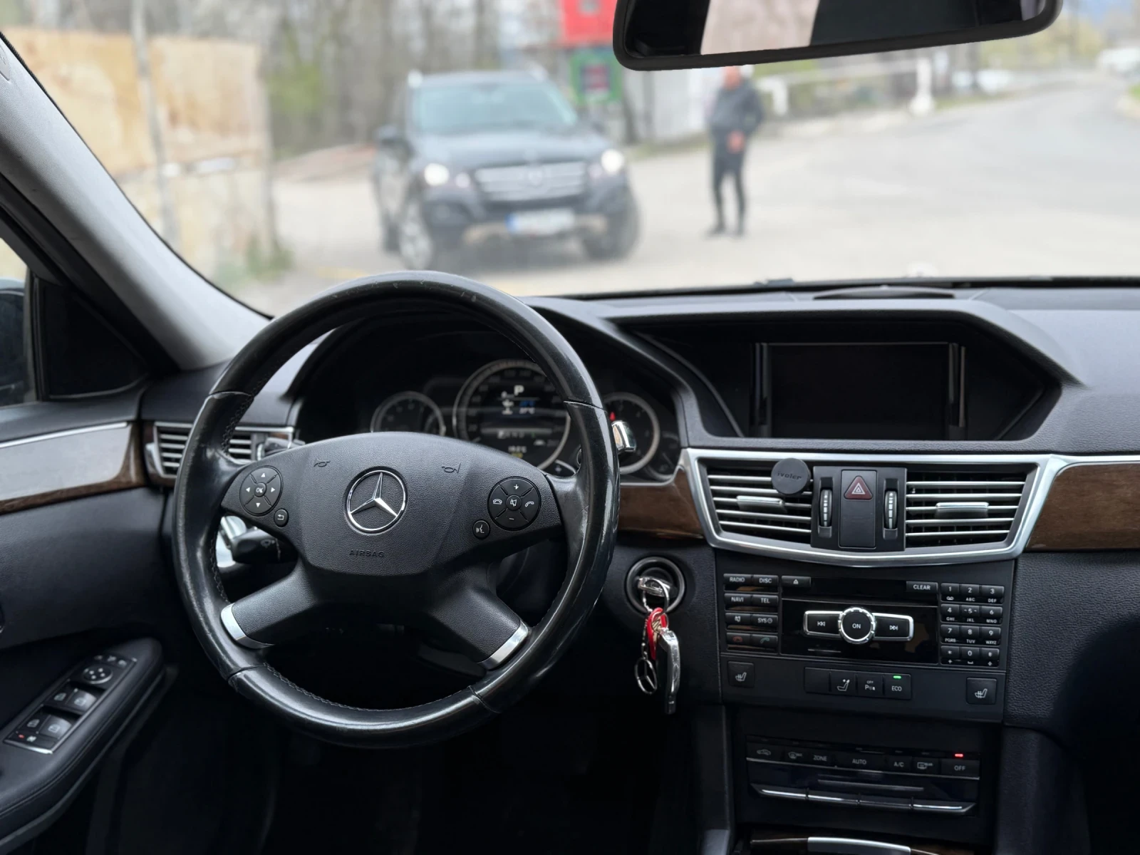 Mercedes-Benz E 350 E300CDI 231PS AMG СПОРТ САЛОН ДИСТРОНИК , снимка 6 - Автомобили и джипове - 55406098