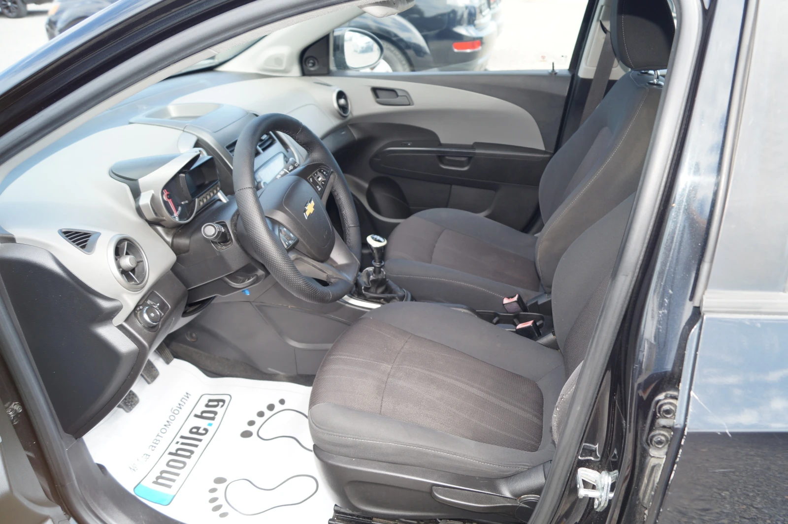 Chevrolet Aveo 1.2i ГАЗ, снимка 8 - Автомобили и джипове - 55909880