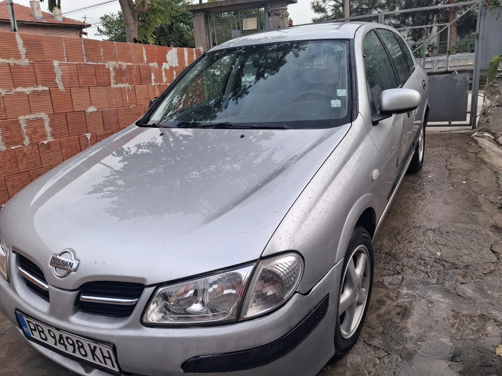 Nissan Almera 1.5i 90 коня, снимка 2 - Автомобили и джипове - 56226206