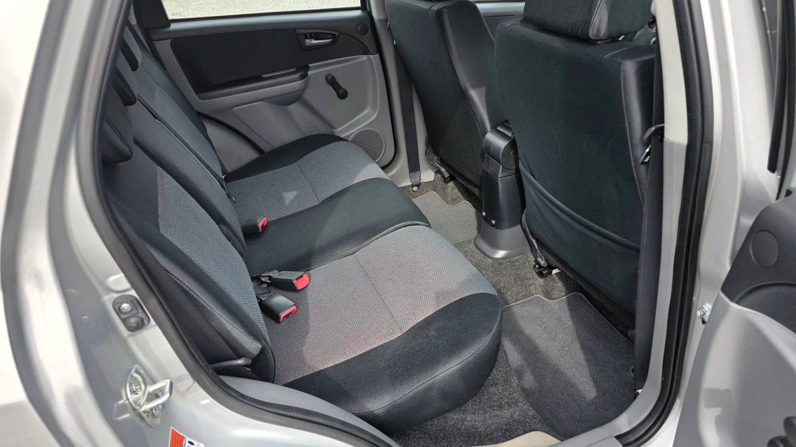 Suzuki SX4 4х4, снимка 13 - Автомобили и джипове - 56543446