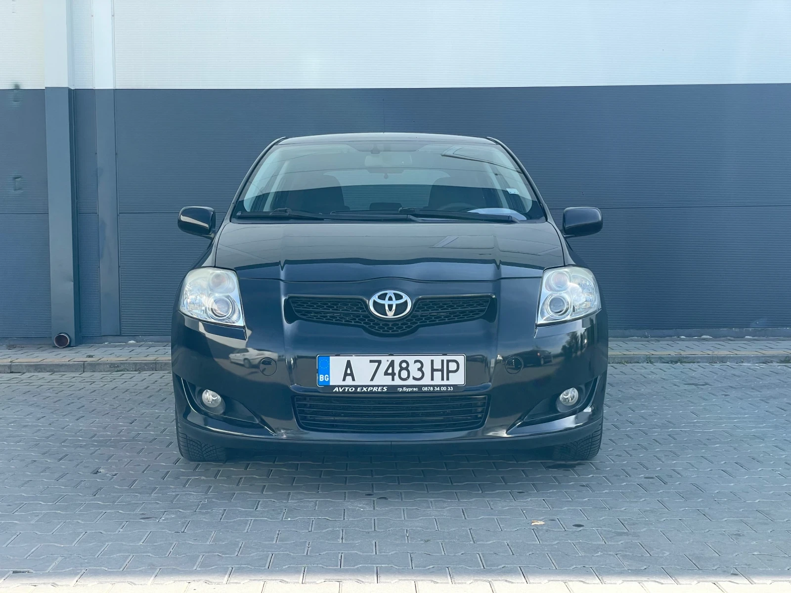 Toyota Auris 1.6 VVT-i ТОП, снимка 3 - Автомобили и джипове - 56730097