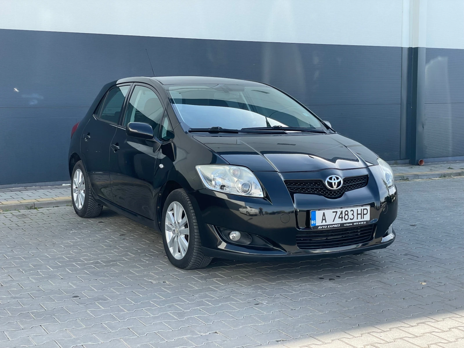 Toyota Auris 1.6 VVT-i ТОП