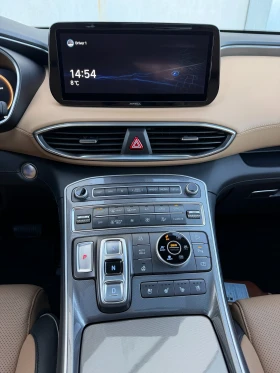 Hyundai Santa fe Plug-In AWD Premium Lux - 67900 лв. / 34716.72 € - 73565706 8