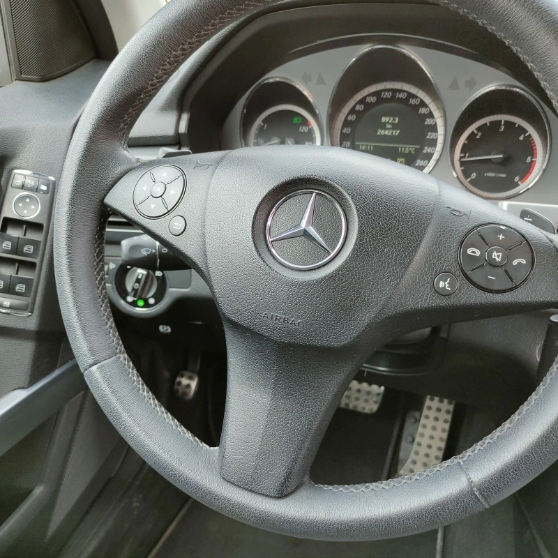 Mercedes-Benz GLK, снимка 5 - Автомобили и джипове - 46691817