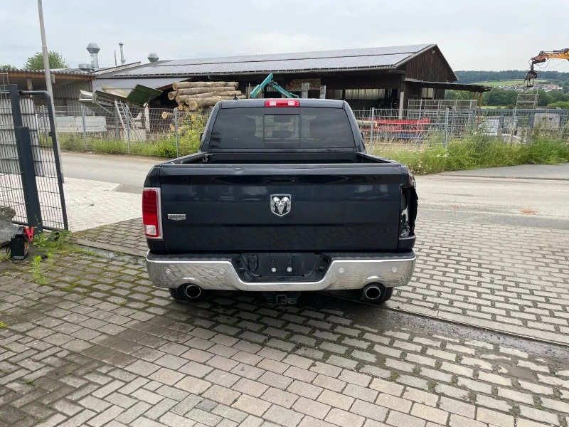 Dodge RAM 1500 Laramie, снимка 3 - Автомобили и джипове - 46517122