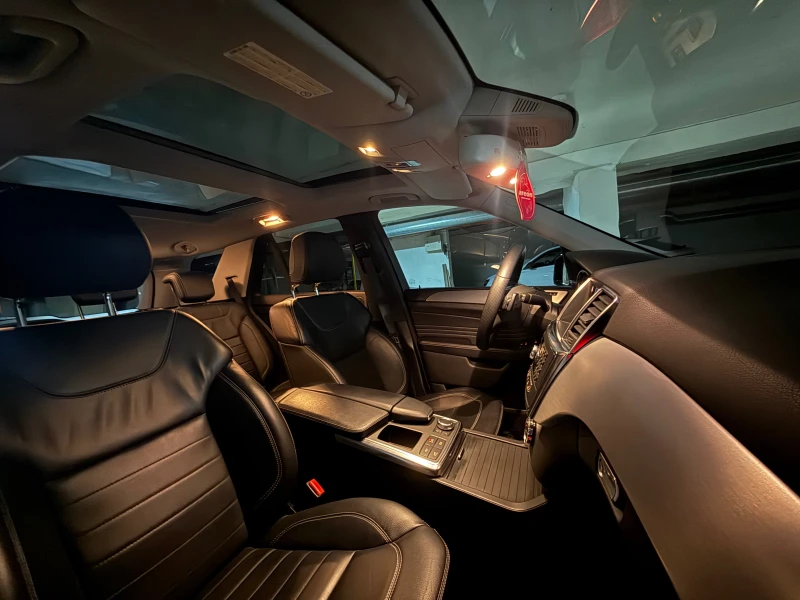 Mercedes-Benz ML 350 AMG pack, Швейцария, Отличен!!!, снимка 6 - Автомобили и джипове - 52658405