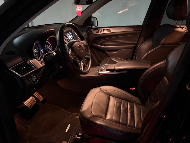 Mercedes-Benz ML 350 AMG pack, Швейцария, Отличен!!!, снимка 5 - Автомобили и джипове - 52658405