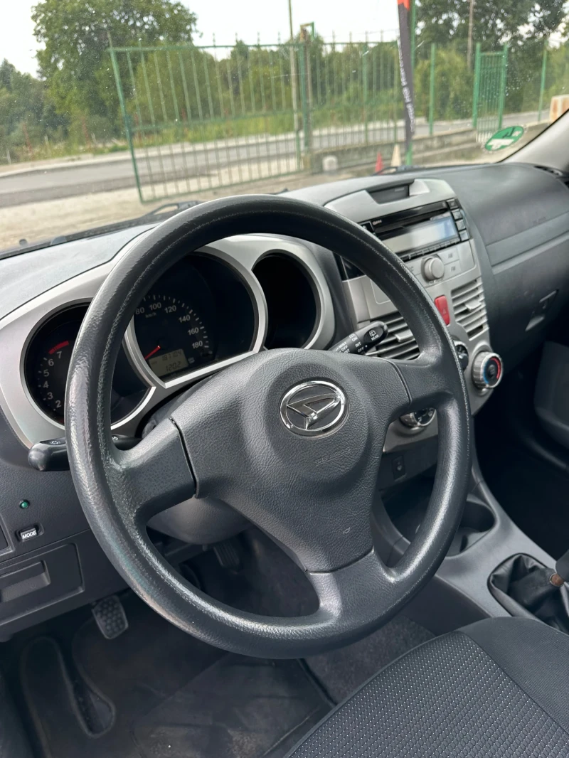 Daihatsu Terios 1.5 I 4WD 105kc, снимка 6 - Автомобили и джипове - 51456783