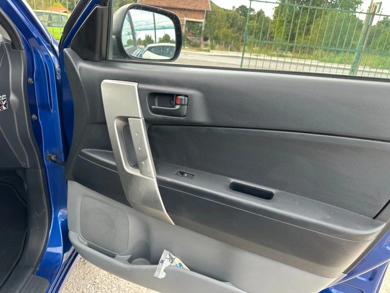 Daihatsu Terios 1.5 I 4WD 105kc, снимка 12 - Автомобили и джипове - 51456783