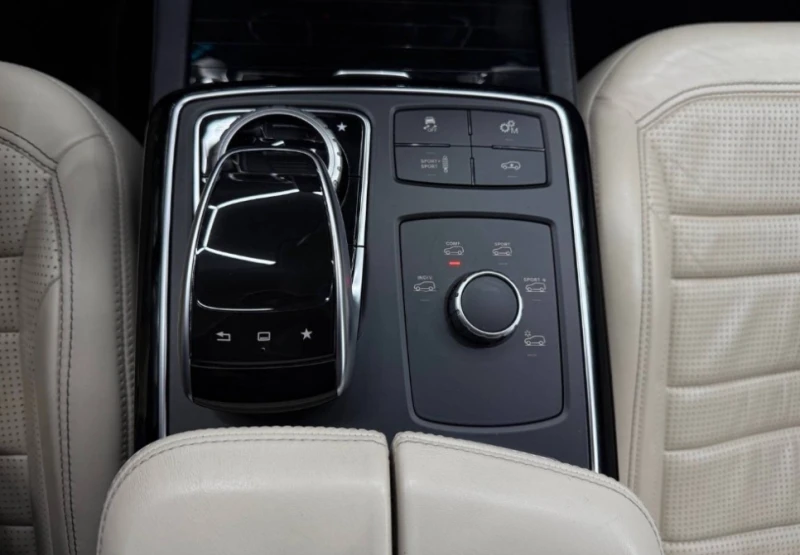 Mercedes-Benz GLE 63 S AMG 4Matic, снимка 8 - Автомобили и джипове - 52883293