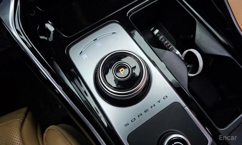 Kia Sorento, снимка 9 - Автомобили и джипове - 53001239