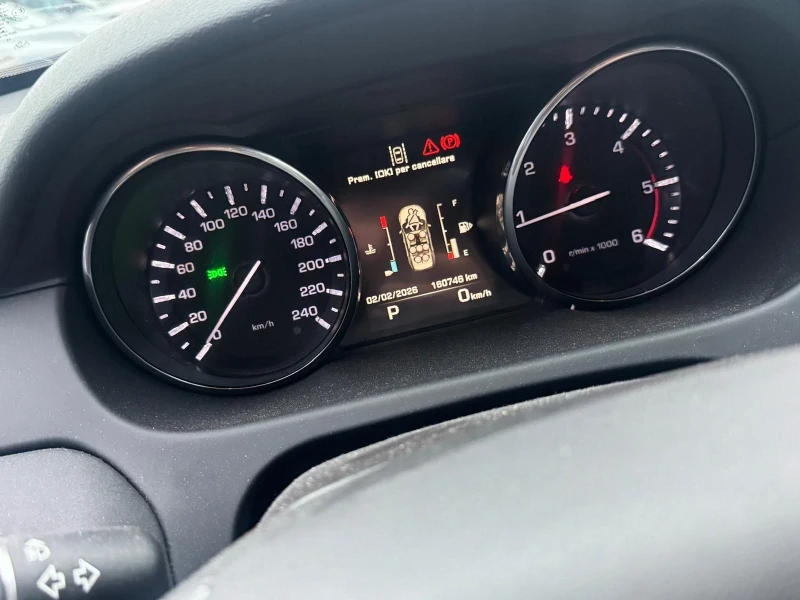 Land Rover Discovery Sport КАМЕРА* КОЖА* ПОДГРЕВ* 6+ 1м* NAVI* ЕЛ БАГАЖНИК* , снимка 9 - Автомобили и джипове - 53329468