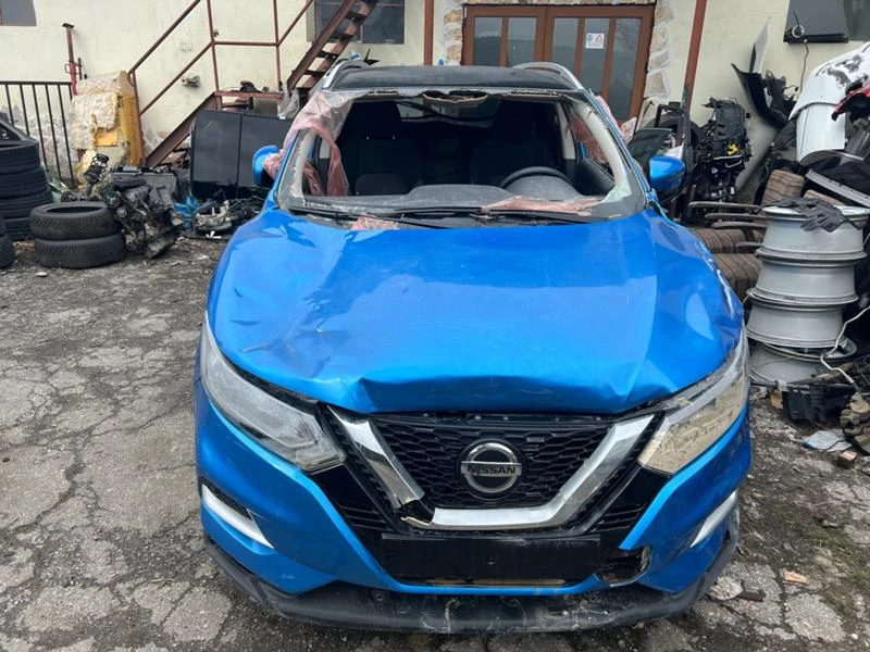 Nissan Qashqai 1.3TYRBO na 4asti, снимка 1 - Автомобили и джипове - 47252815