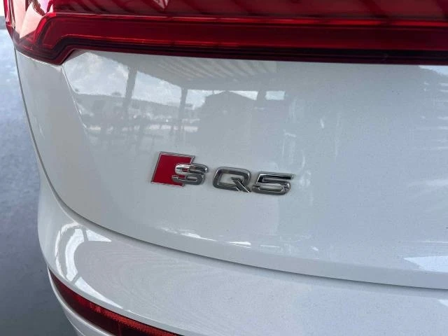Audi SQ5 PREMIUM PLUS* VIRTUAL* CARBON* ПАНО - изображение 9