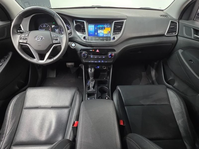 Hyundai Tucson Diesel 1.7 2WD| 115к.с.| ВКЛ.ТЕХНОТЕСТ, снимка 7 - Автомобили и джипове - 55615172