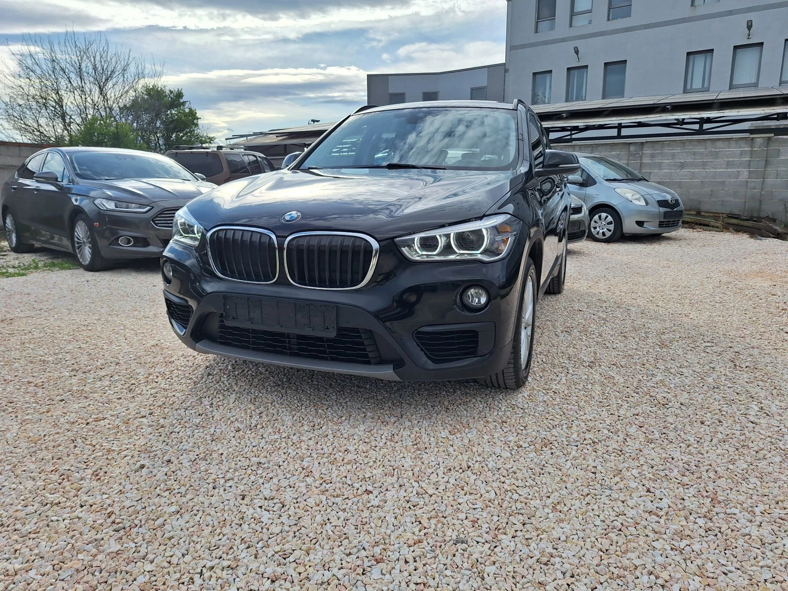 BMW X1 2.0d* Фейслифт/Навигация/Автомат/Лед/Топ*  - изображение 3