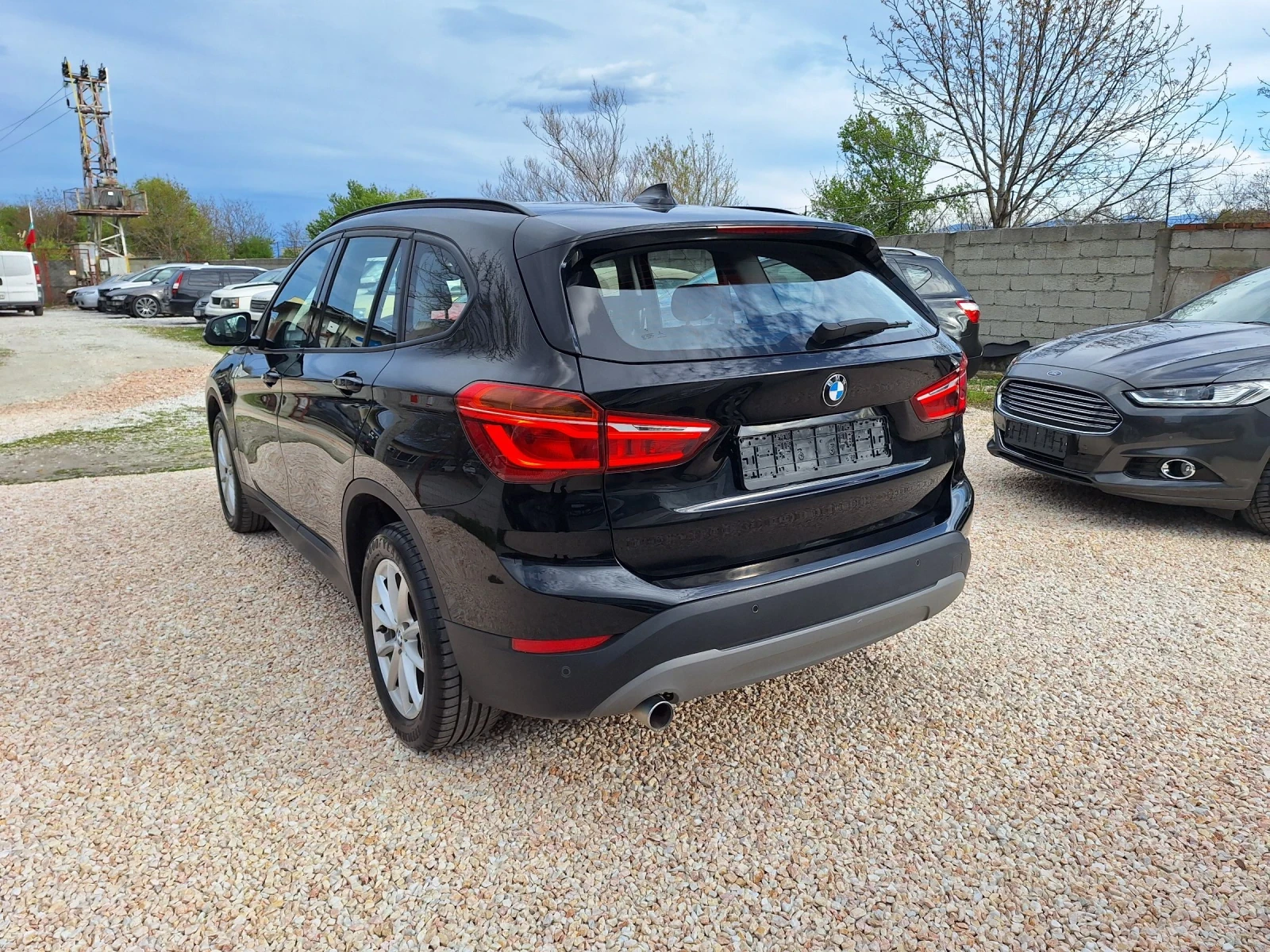 BMW X1 2.0d* Фейслифт/Навигация/Автомат/Лед/Топ*  - изображение 6