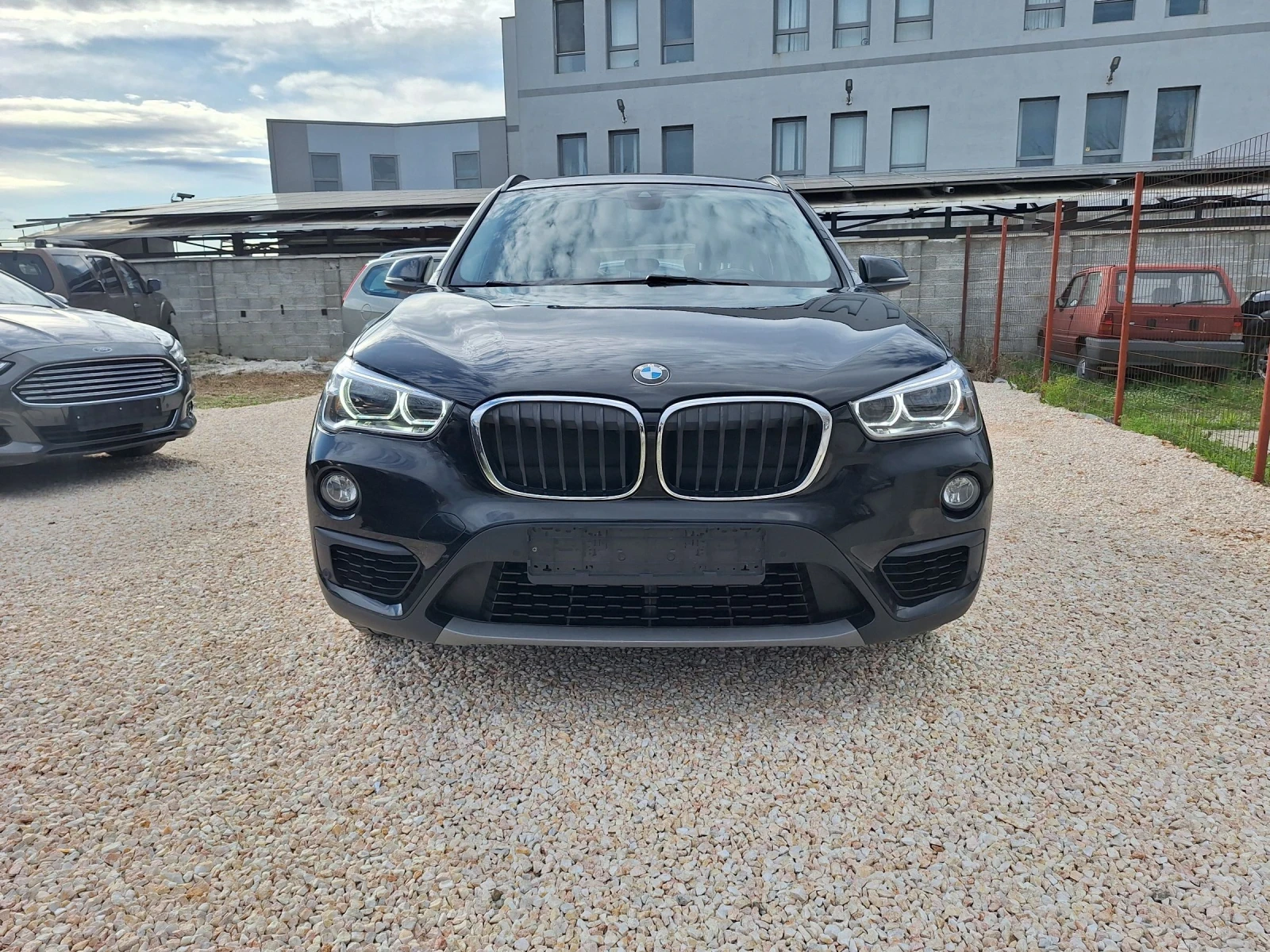 BMW X1 2.0d* Фейслифт/Навигация/Автомат/Лед/Топ*  - изображение 2