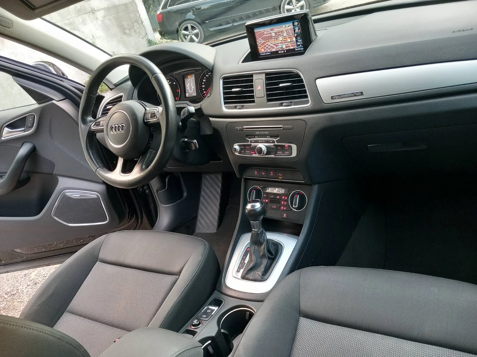 Audi Q3 2.0TDI 4x4 avtomat - изображение 10