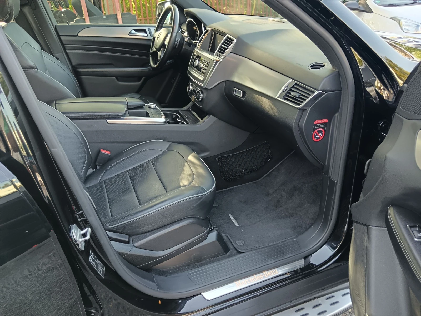 Mercedes-Benz ML 350  - изображение 6