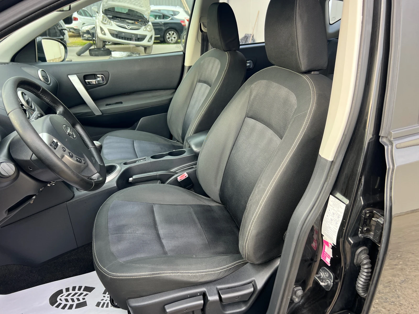 Nissan Qashqai 1.5dCi-110к.с/Facelift/ Камера/Навигация/Автопилот, снимка 11 - Автомобили и джипове - 53711008