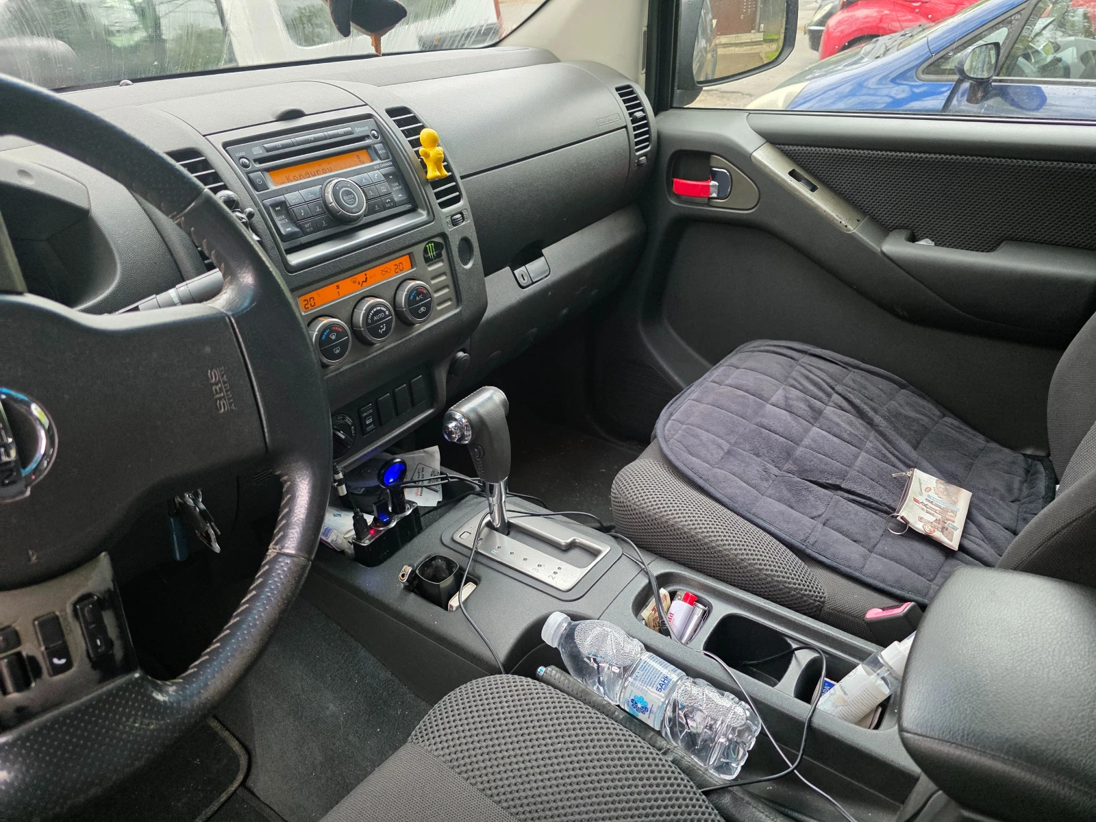 Nissan Navara, снимка 6 - Автомобили и джипове - 54265911