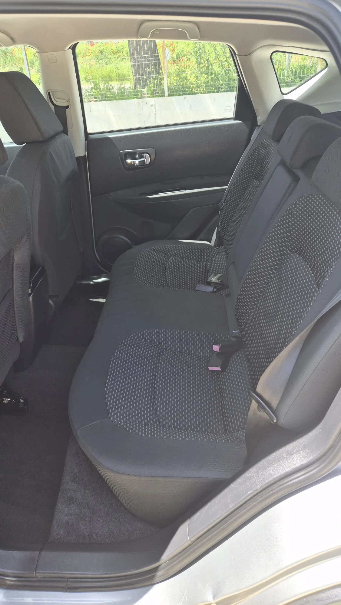 Nissan Qashqai 2.0 dCI , снимка 8 - Автомобили и джипове - 54607176