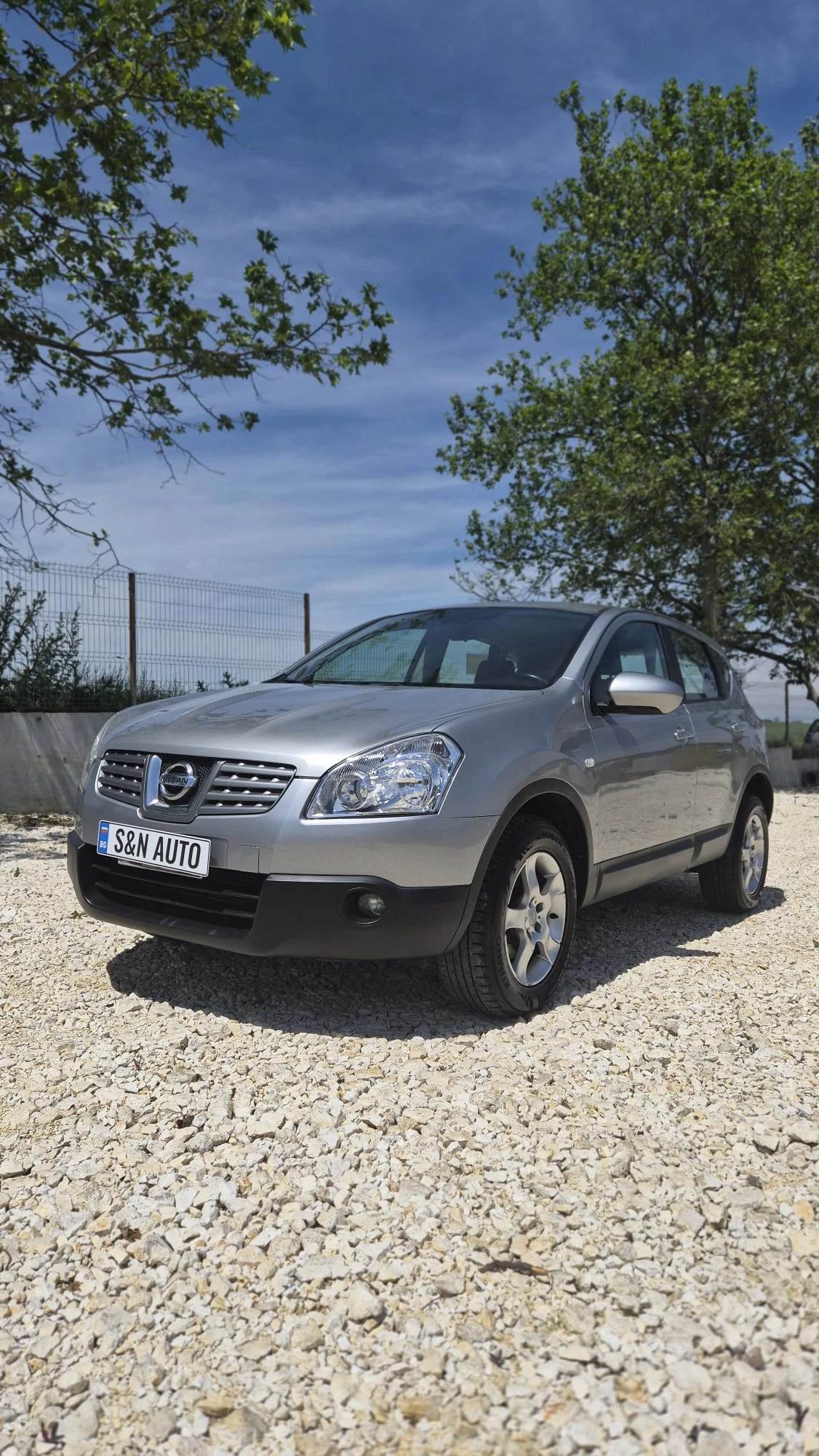 Nissan Qashqai 2.0 dCI , снимка 3 - Автомобили и джипове - 54607176