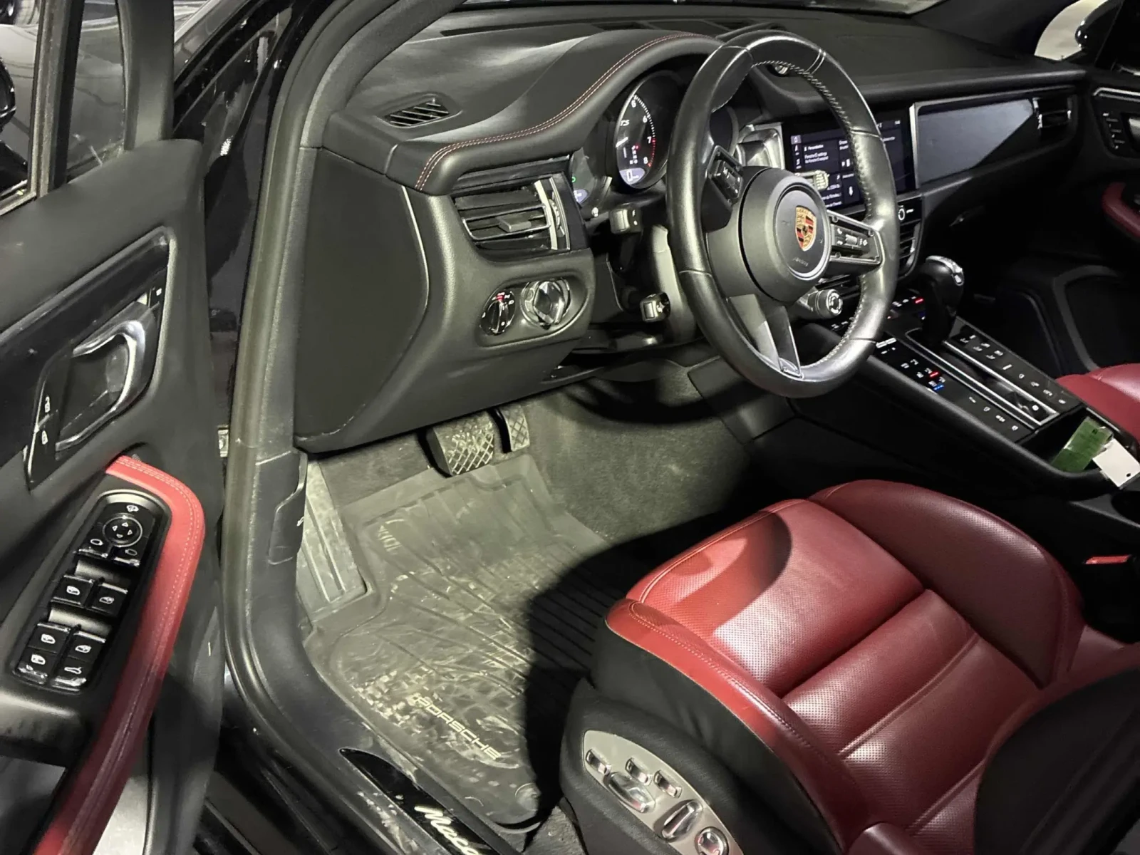 Porsche Macan (facelift 2021) GTS* Богато оборудвана!* Чист CARF, снимка 8 - Автомобили и джипове - 55031360