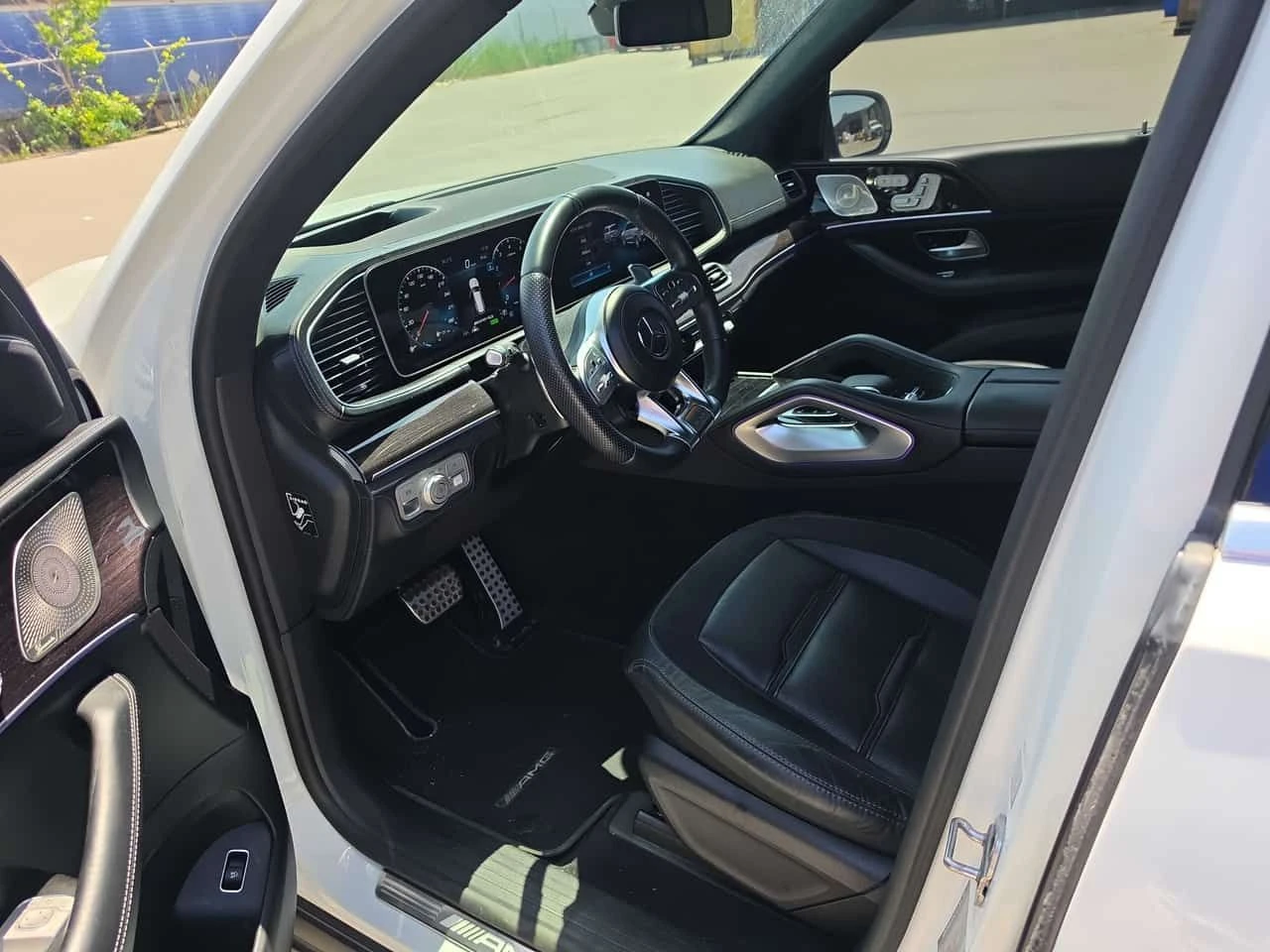 Mercedes-Benz GLS 63 AMG ДИСТРОНИК * 360 * BURMESTER * PANO * ОБДУХВАНЕ, снимка 5 - Автомобили и джипове - 55148712