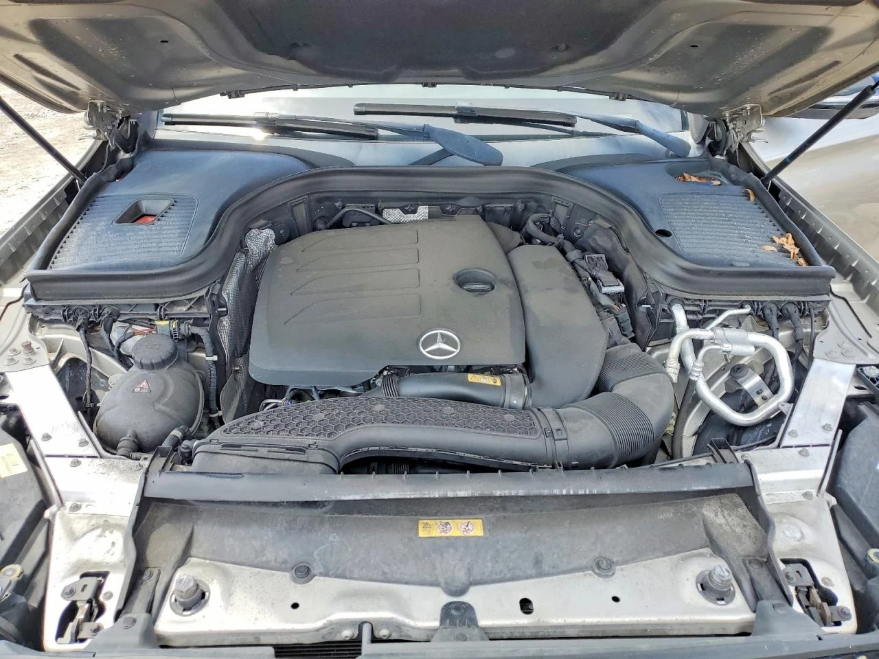 Mercedes-Benz GLC 300 4MATIC | PANO | KEYLESS | ПОДГРЕВ | МЪРТВА ТОЧКА, снимка 9 - Автомобили и джипове - 55246206
