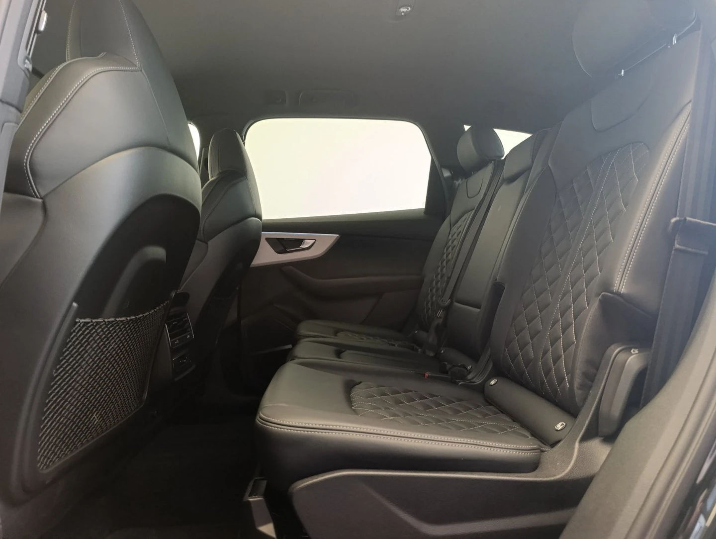 Audi Q7, снимка 14 - Автомобили и джипове - 55405059