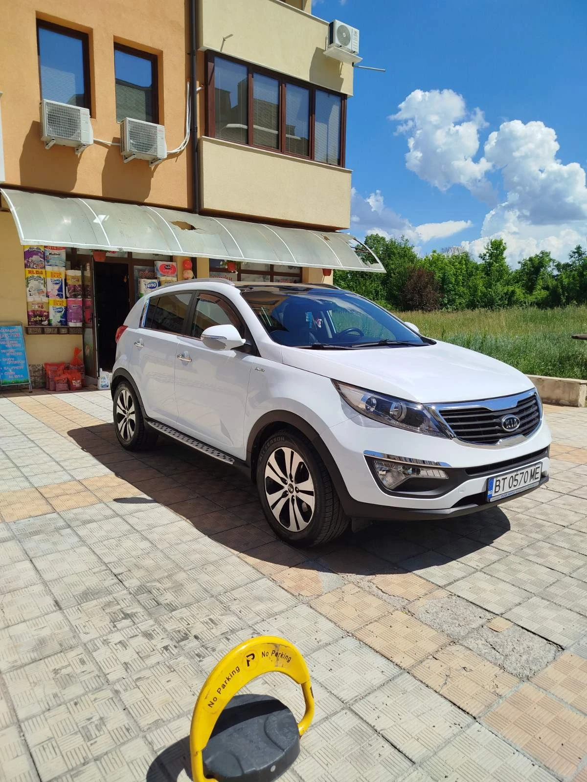 Kia Sportage, снимка 8 - Автомобили и джипове - 55658707