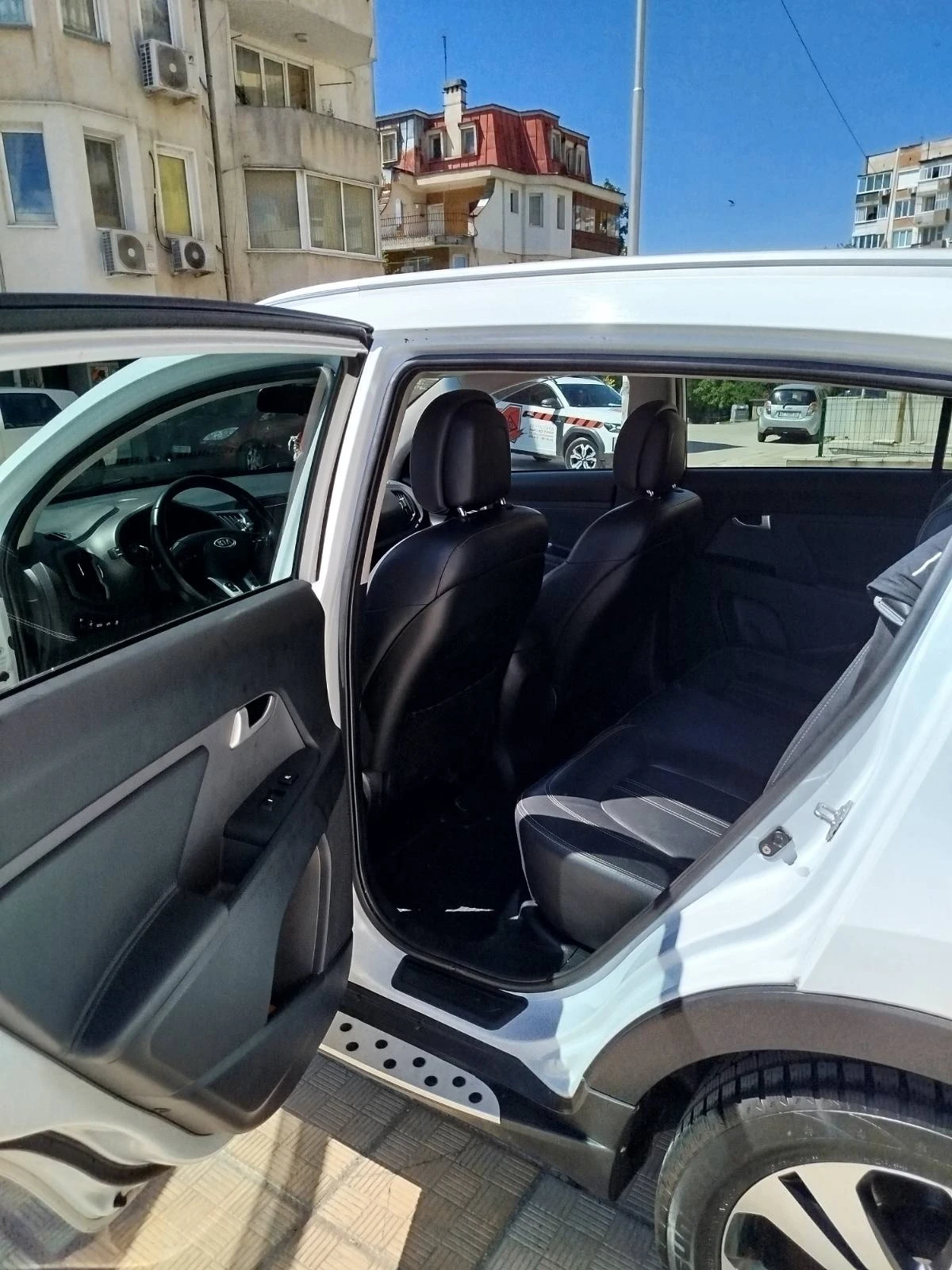 Kia Sportage, снимка 10 - Автомобили и джипове - 55658707