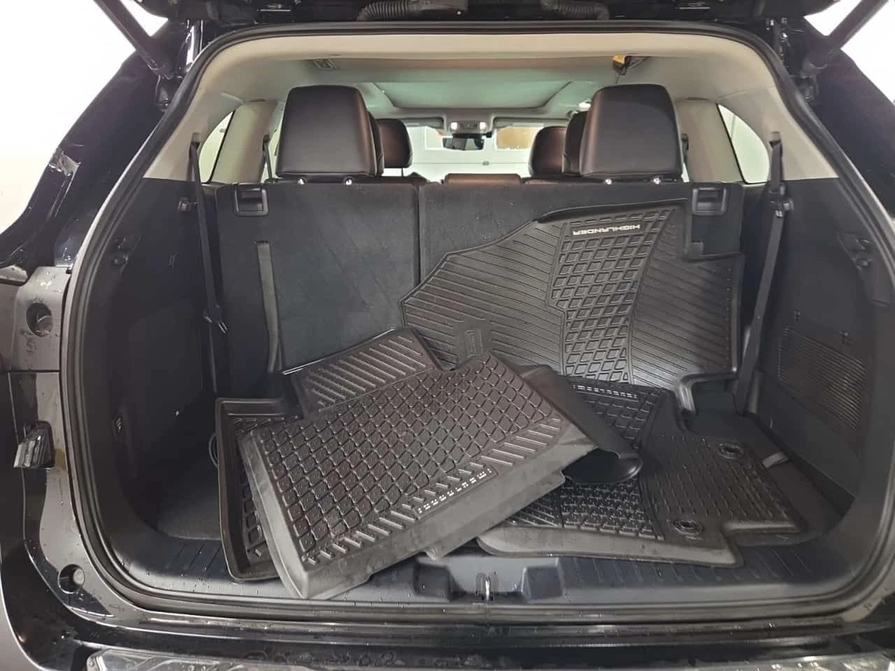 Toyota Highlander * HYBRID LIMITED * AWD * CARFAX * , снимка 12 - Автомобили и джипове - 55744384