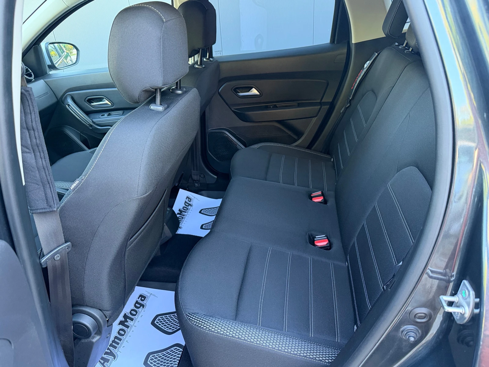 Dacia Duster 1.6 GPL NAVI KAMERA, снимка 10 - Автомобили и джипове - 55771004