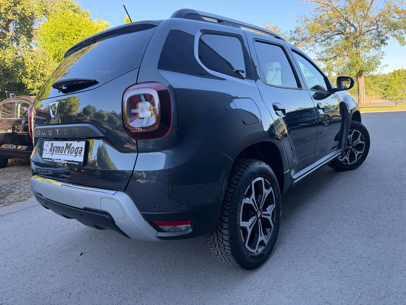 Dacia Duster 1.6 GPL NAVI KAMERA, снимка 4 - Автомобили и джипове - 55771004