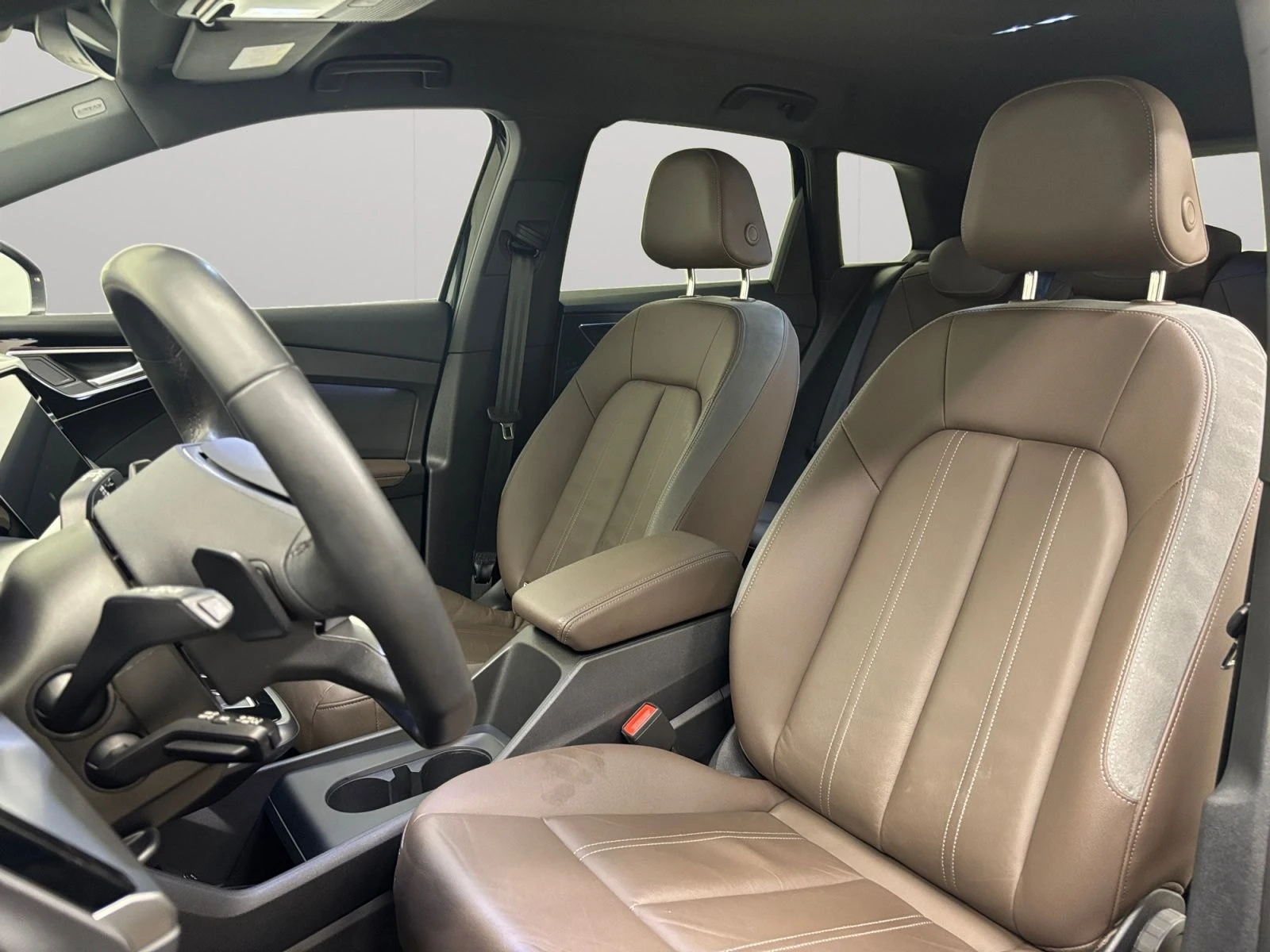 Audi Q4 e-tron S-Line Leather LED Navi 95% SoH | Mobile.bg � ����������� 5