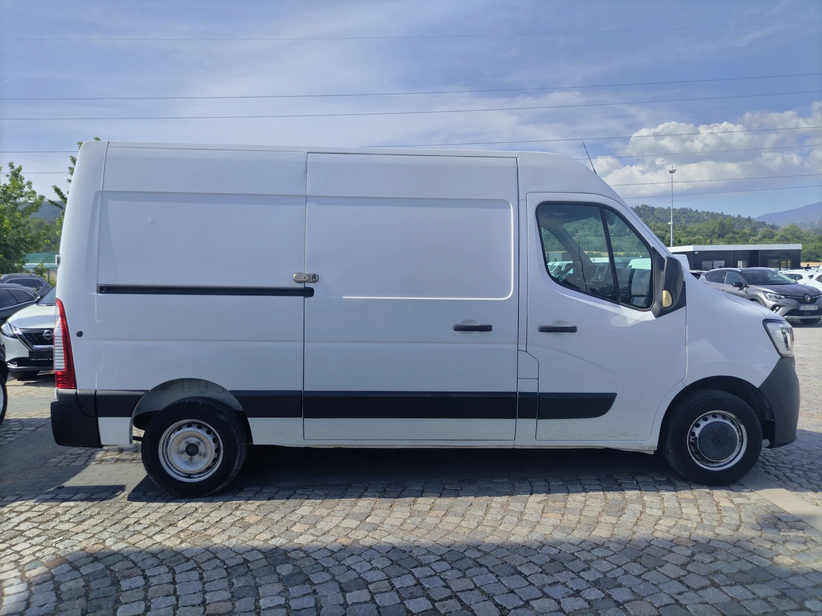 Renault Master L2H2 3, 5т/2.3dCI/dCi 135 к.с. - изображение 4