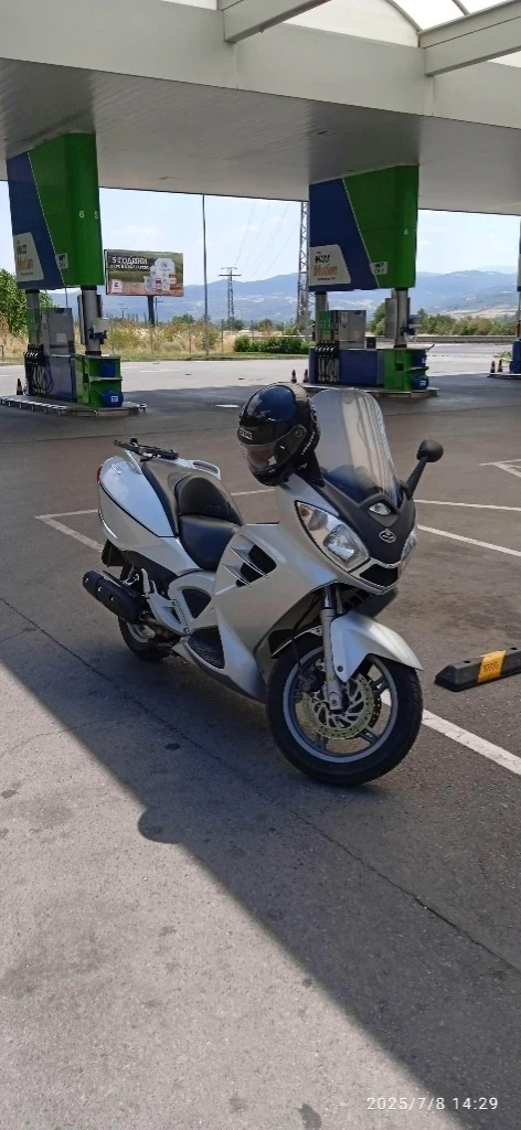 Malaguti Spidermax 500