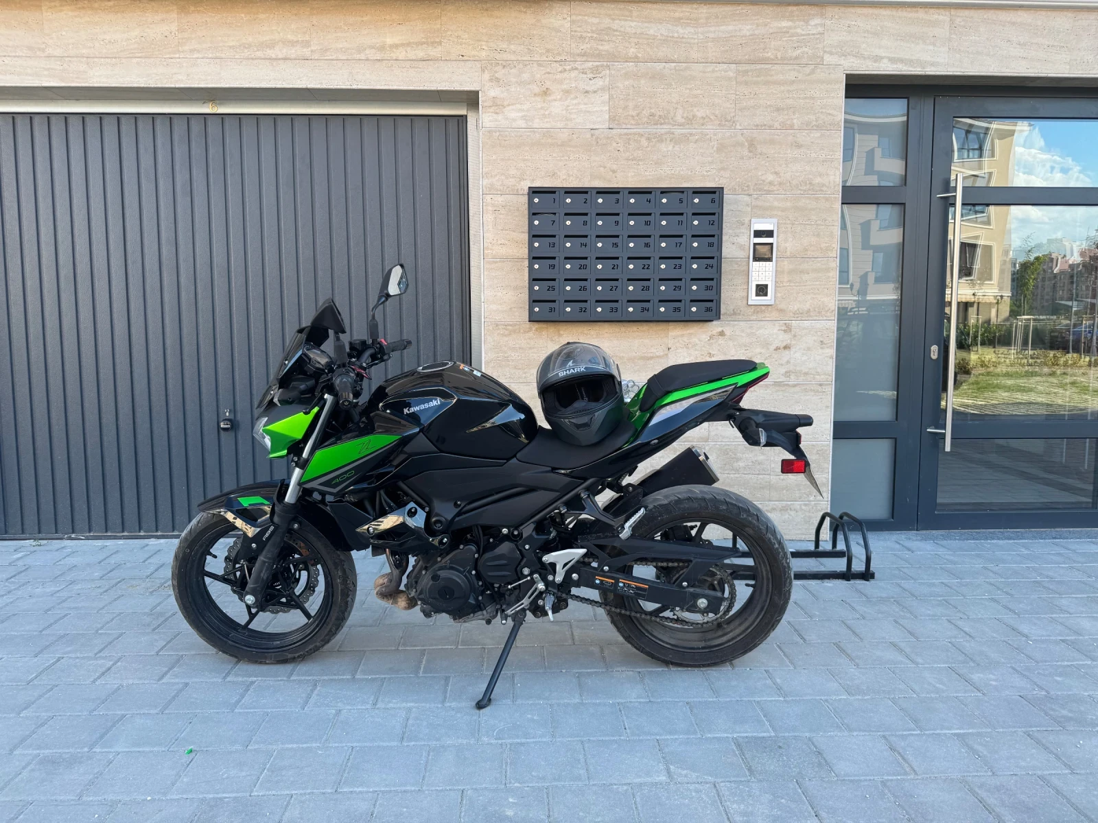 Kawasaki Z 400, снимка 2 - Мотоциклети и мототехника - 55095841