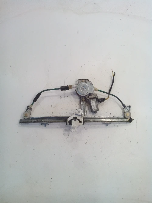 Ел.машинка стъкло за Алфа Ромео 146(предна дясна),стъклоповдигач