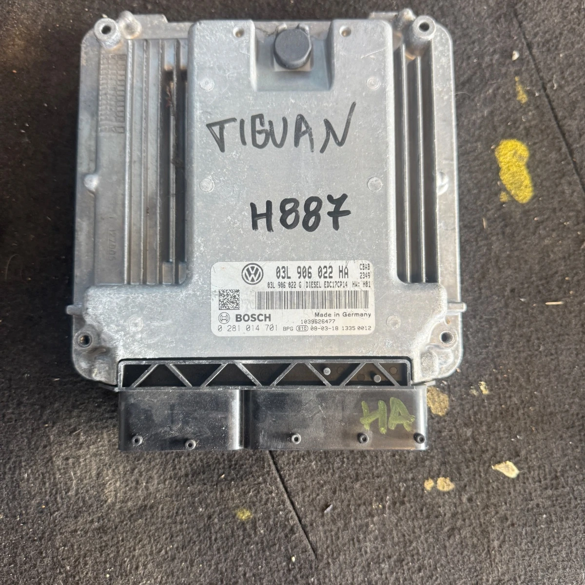 КОМПЮТЪР МОТОР ДВИГАТЕЛ ECU Volkswagen Tiguan ном 887 03L906022HA-1652
