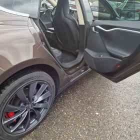 Tesla Model S 85 БЕЗПЛАТНО ЗАРЕЖДАНЕ за Цял Живот от Швейцария , снимка 12