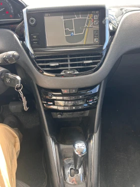 Peugeot 208 1.4HDI AVTOMAT/NAVI EURO 5 - цена по договаряне - 73995983 12