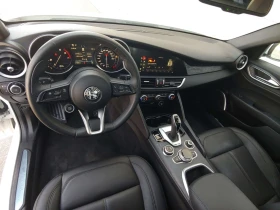 Alfa Romeo Giulia * SPRINT * CARFAX * ЦЕНА ДО БГ, снимка 13