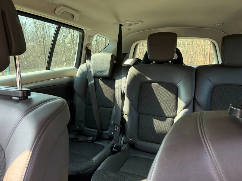 Renault Espace 1.6 dCI, 7 мес., снимка 12 - Автомобили и джипове - 52580521