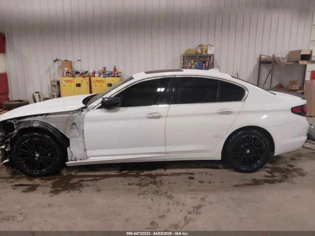 BMW 540 X-D* M-PACK* �������* 360-CAM* SOFT-CLOSE* HEAD-UP | Mobile.bg � ����������� 4