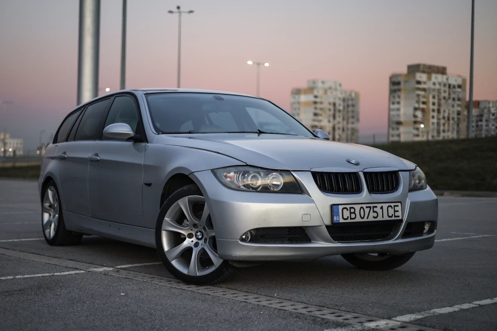 BMW 320, снимка 1